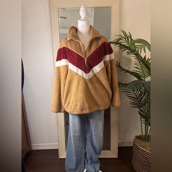 Cozy Tan and Maroon Chevron Sherpa Pullover - Picture 1 of 4
